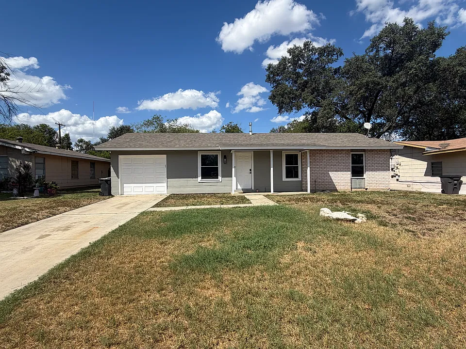 4111 Moana Dr