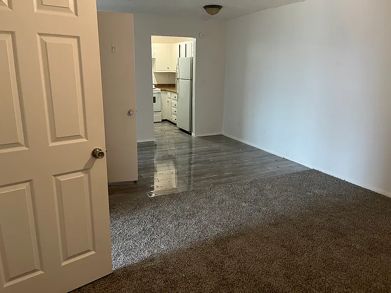 Woodland Dr — Photo 1