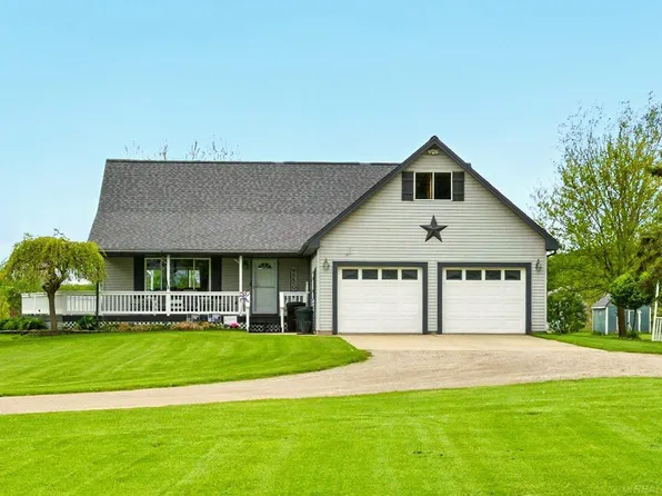 2219 Riley Center Rd, Riley, MI 48041