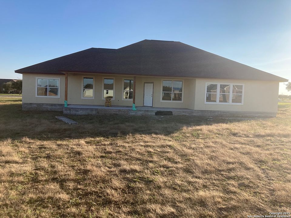 2nd image of 133 W Medium Meadow