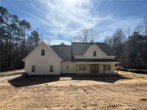 383 Lee Road 314, Smiths Station, AL 36877