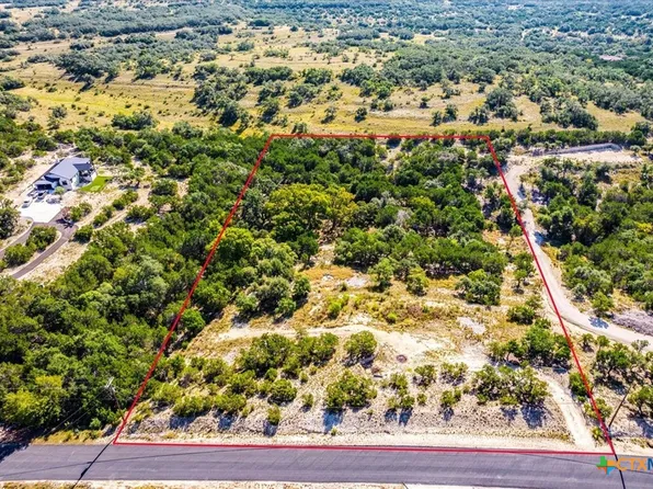 530 Stallion Estates Dr, Spring Branch, TX 78070