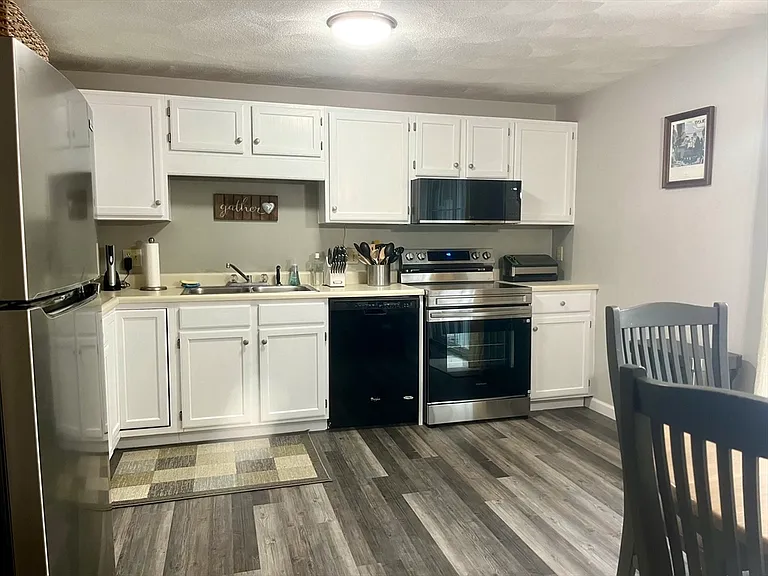 51 Benjamin Landing Ln #51 — Photo 7
