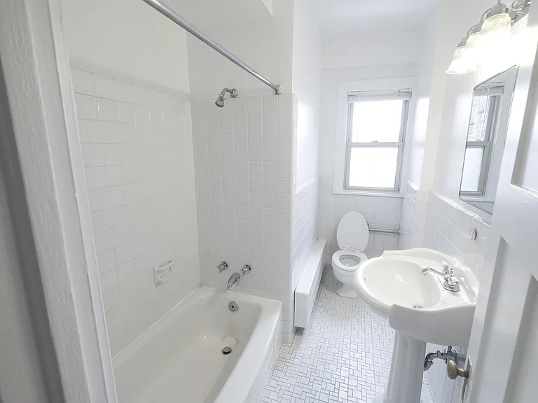 1130 Parkerapartment #415 — Photo 7