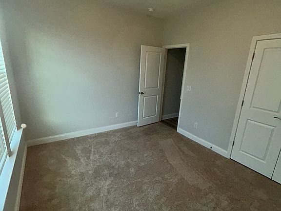 4th image of 815 Harmony Ranch Ln