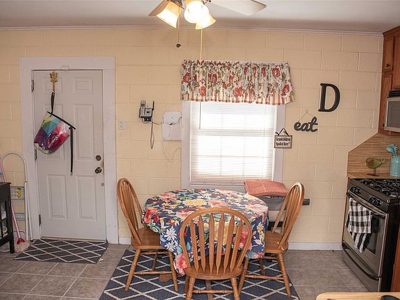 4th image of 407 Rorem Ave