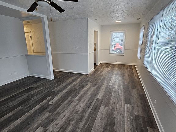 2nd image of 9137 Hibben Ave