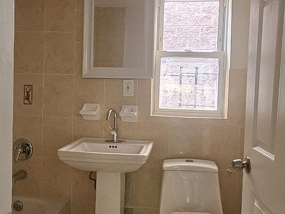 5th image of 1020 Intervale Ave #2
