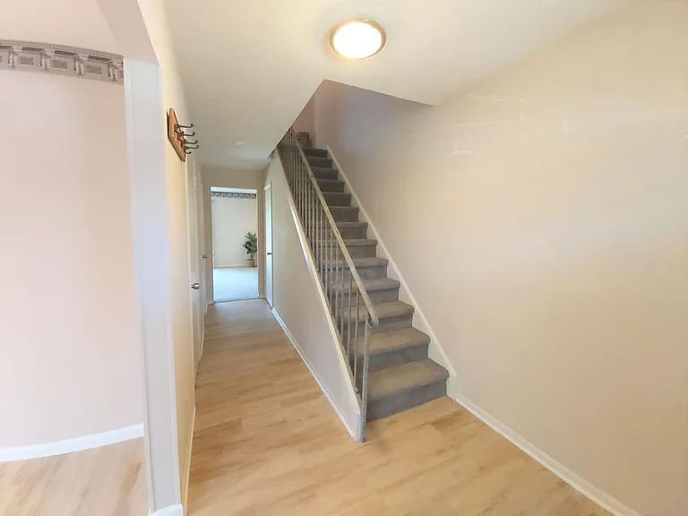 3210 Crystal Ct — Photo 11