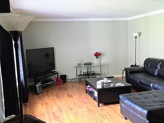 4th image of 1415 Glendale Ave