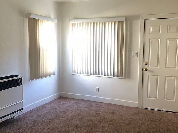 4th image of 123 El Medio St #5893970