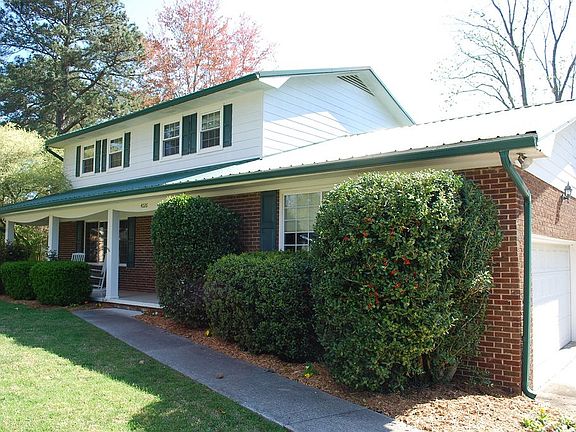 3rd image of 4026 Tomahawk Cir NW