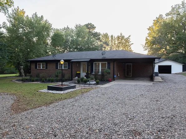 815 Bell Rd, Greenwood, AR 72936