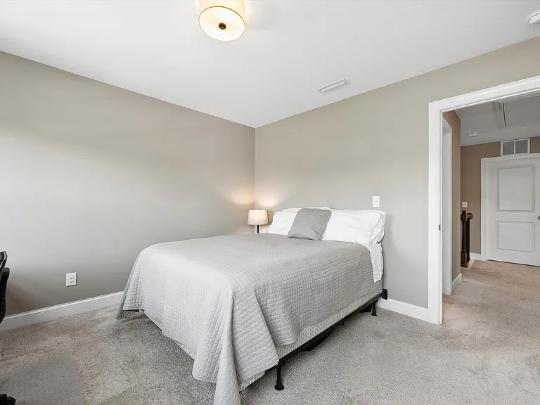 130 Carolina Ash Ln — Photo 40