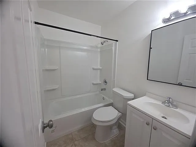 4116 Lac Bienville Dr #C — Photo 9