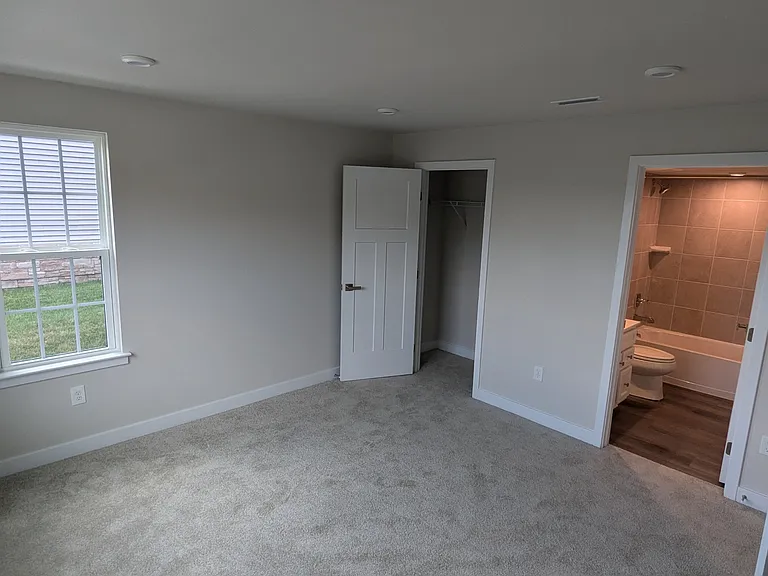 room (4th bedroom, study, WFH room, or recreational room) on the lower level