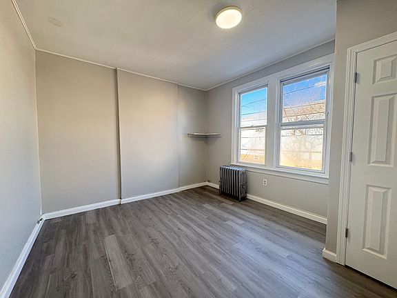 5th image of 48 W 9th St Floor 2