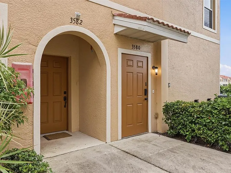 3582 Parkridge Cir #29-106 — Photo 1