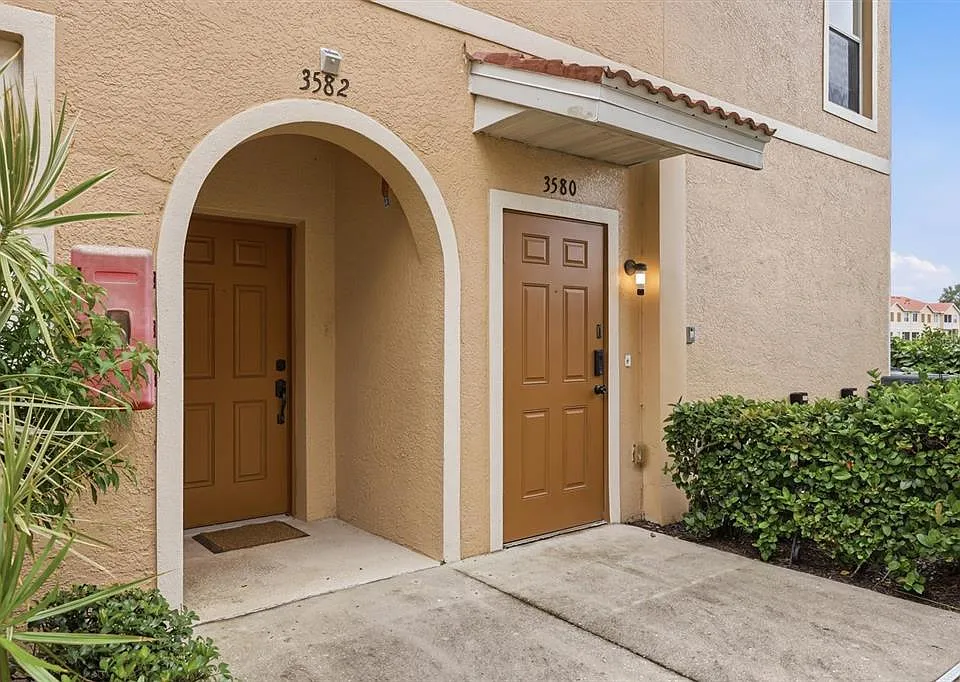 3582 Parkridge Cir #29-106