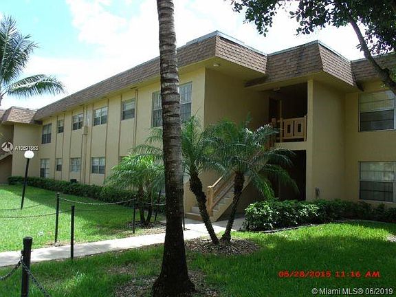 4th image of 2709 NW 39th Ter APT 203