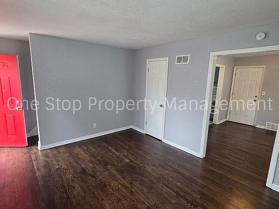3rd image of 4511 Monroe Ave