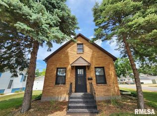 719 16th Ave, Fulton, IL 61252