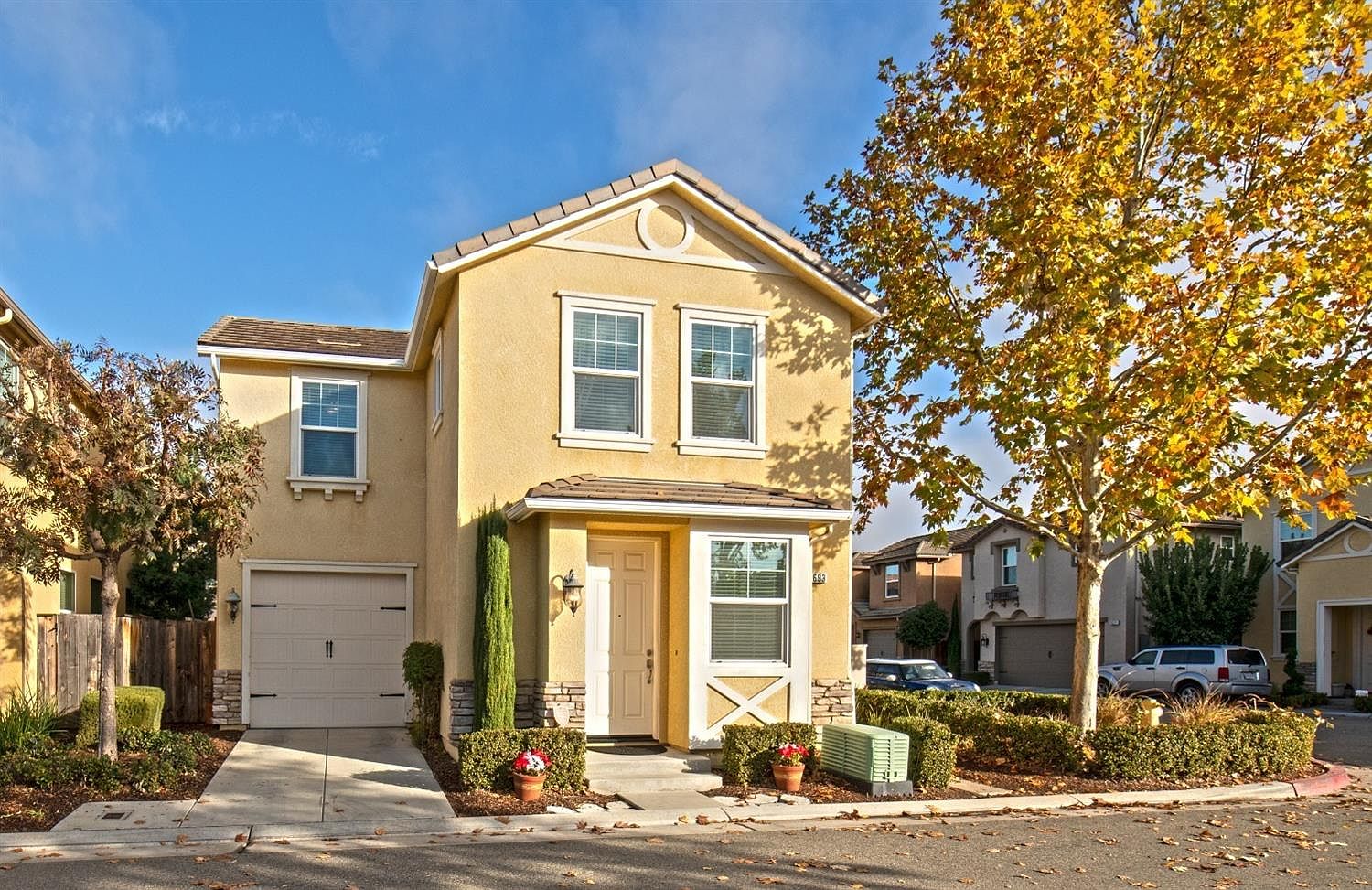 3693 Elevations Way, Clovis, CA 93619 Zillow