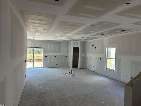 3rd image of 163 Gumwood Ln