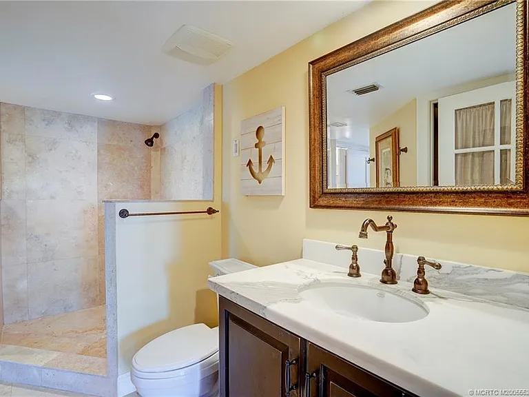 40 NE Plantation Rd #110 — Photo 10