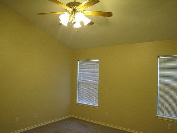 4th image of 3705 Umar Ave