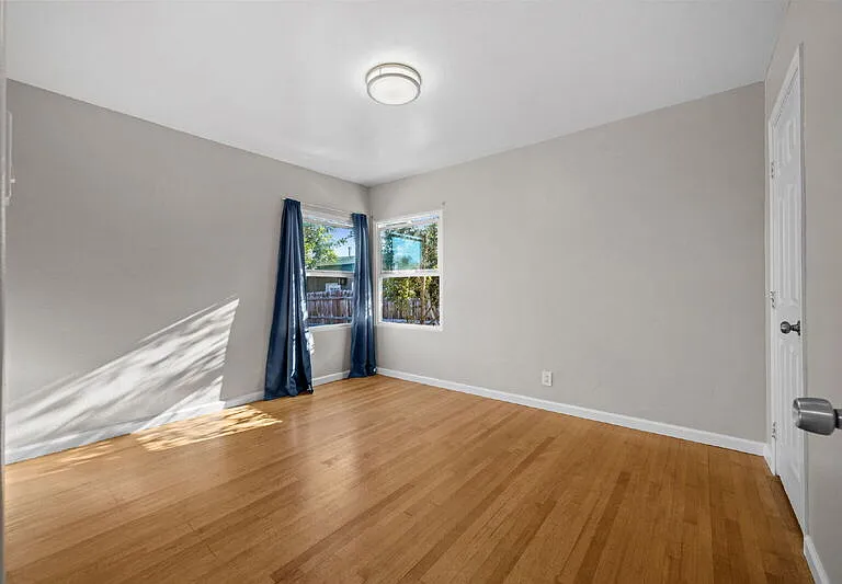 7105 Central Ave — Photo 15