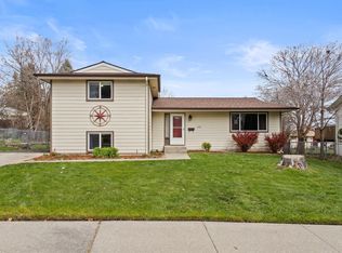 123 Holladay Dr, Cheney, WA 99004