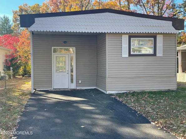 19 Nicholas Boulevard, Jackson, NJ 08527