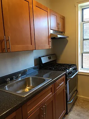 Rented by Cyclone Realty | media 36