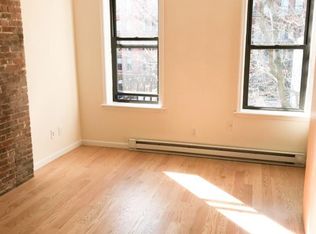 279 Mott St APT 5R, New York, NY 10012