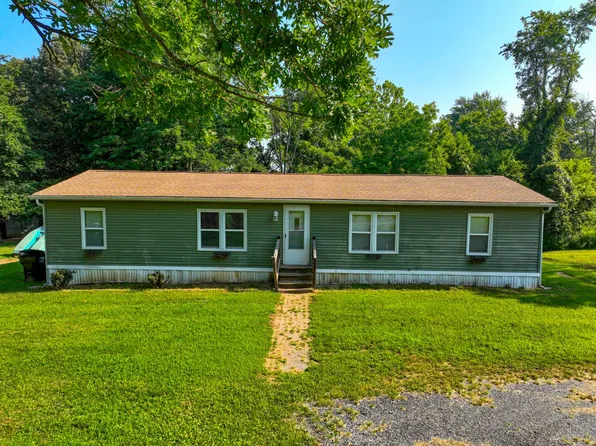 1923 Stonefort Rd, Stonefort, IL 62987