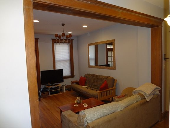 3rd image of 2120 W Warner Ave #1W