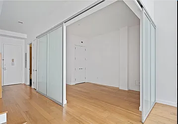 Rented by Luxus Manhattan Realty