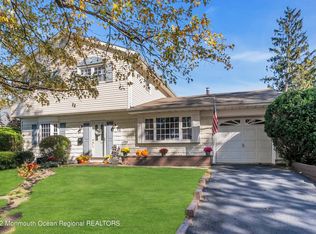 25 Tralee Rd, Hazlet, NJ 07730