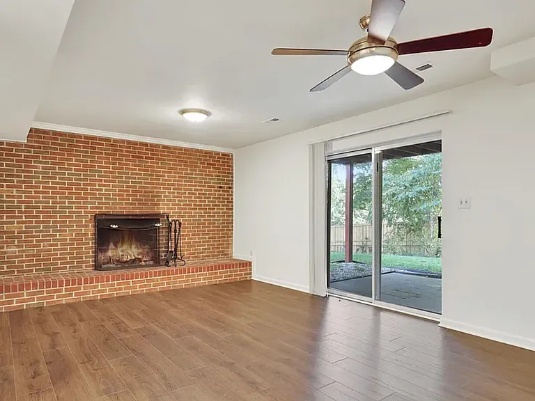 3315 Albion Ct — Photo 29