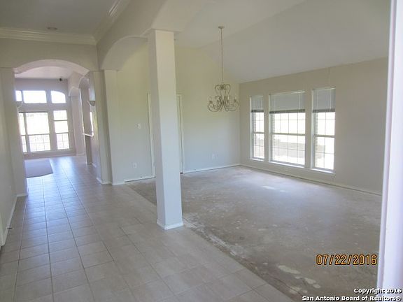 2nd image of 1210 County Road 4511