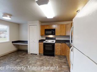 15915 52nd St E APT A, Sumner, WA 98390