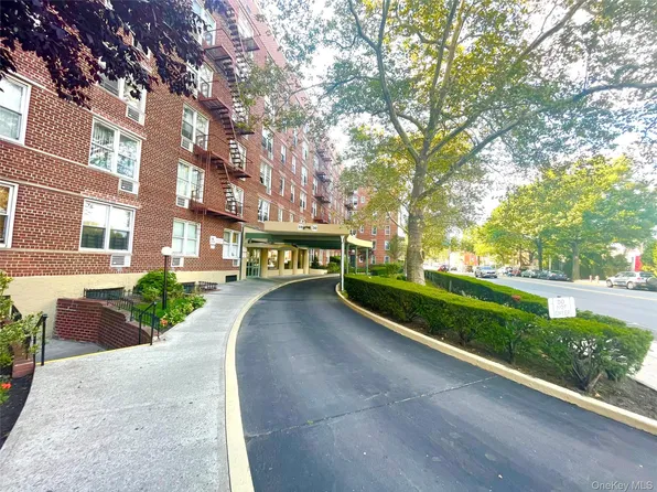 5930 108th Street #7HH, Corona, NY 11368