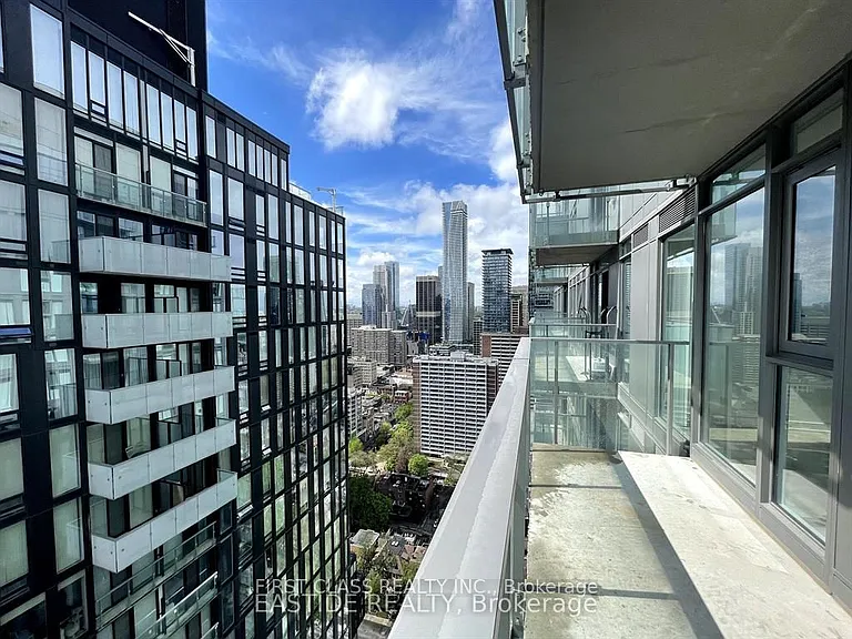 50 Wellesley St E #3910 — Photo 10