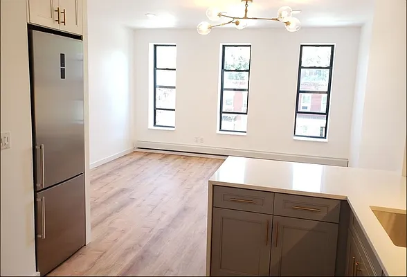 Rented by Coldwell Banker Reliable Real Estate | media 20