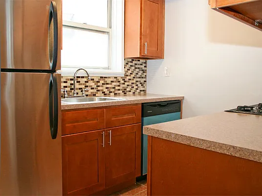 Rented by SW Queens Mezzanine | media 6