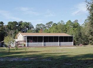 2070 Saint Johns River Rd, Astor, FL 32102