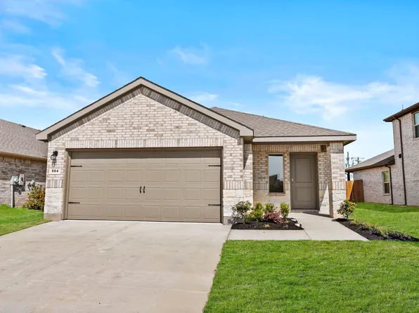 504 Marsh St, Cleburne, TX 76033