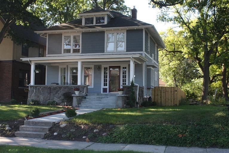 1st image of 1320 Franklin St SE