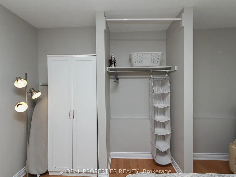 276 Carruthers Ave #A — Photo 16